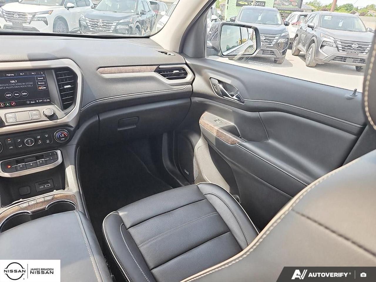 2020 GMC Acadia AWD DENALI Photo