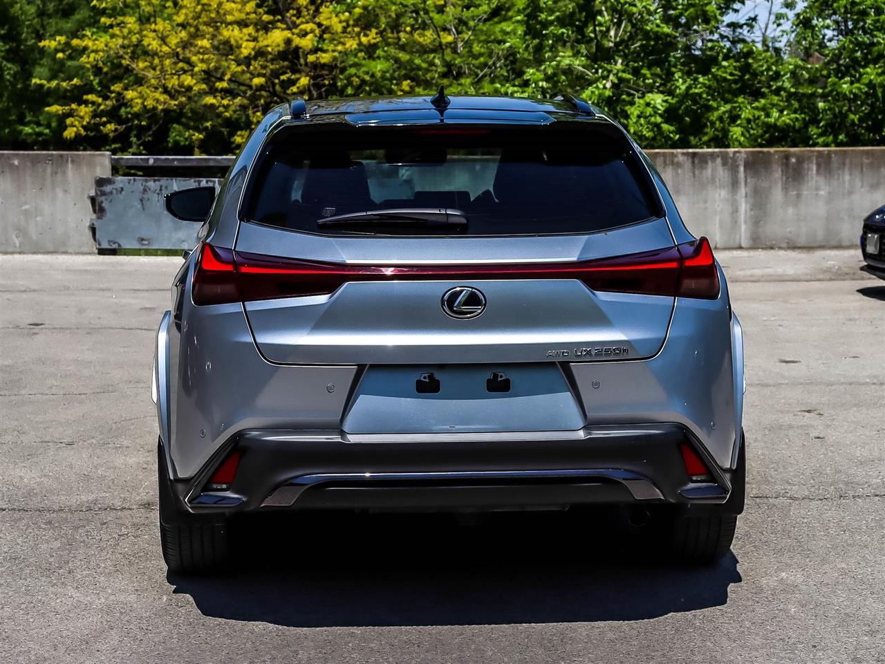 2024 Lexus UX UX 250h CVT Photo3