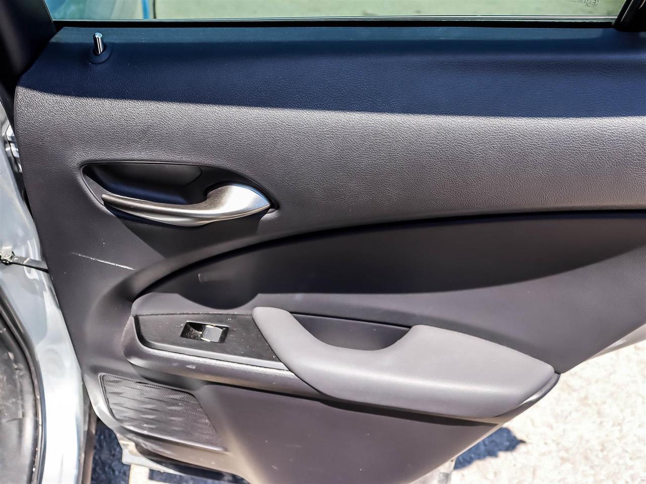 2024 Lexus UX UX 250h CVT Photo