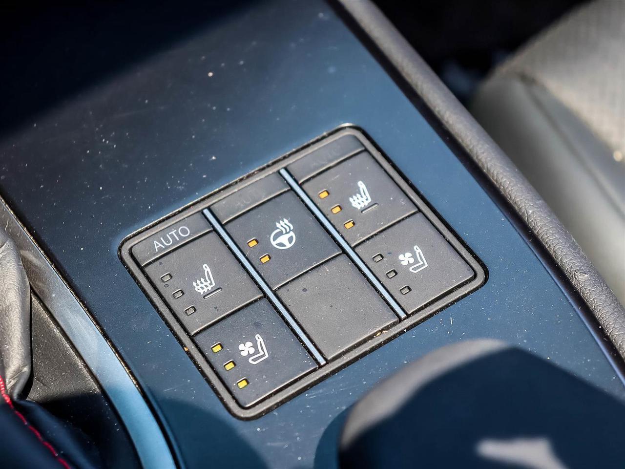 2024 Lexus UX UX 250h CVT Photo