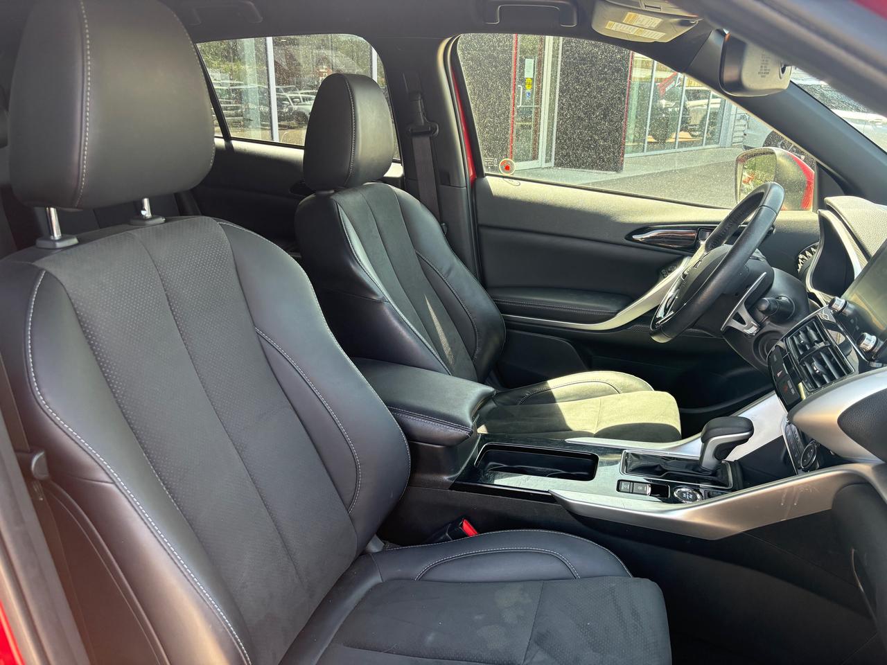 2022 Mitsubishi Eclipse Cross SEL 4dr S-AWC Photo