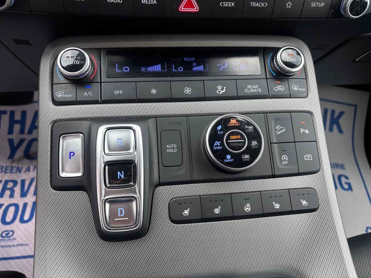 2024 Hyundai PALISADE Urban 8 Passenger 4dr All-Wheel Drive Photo