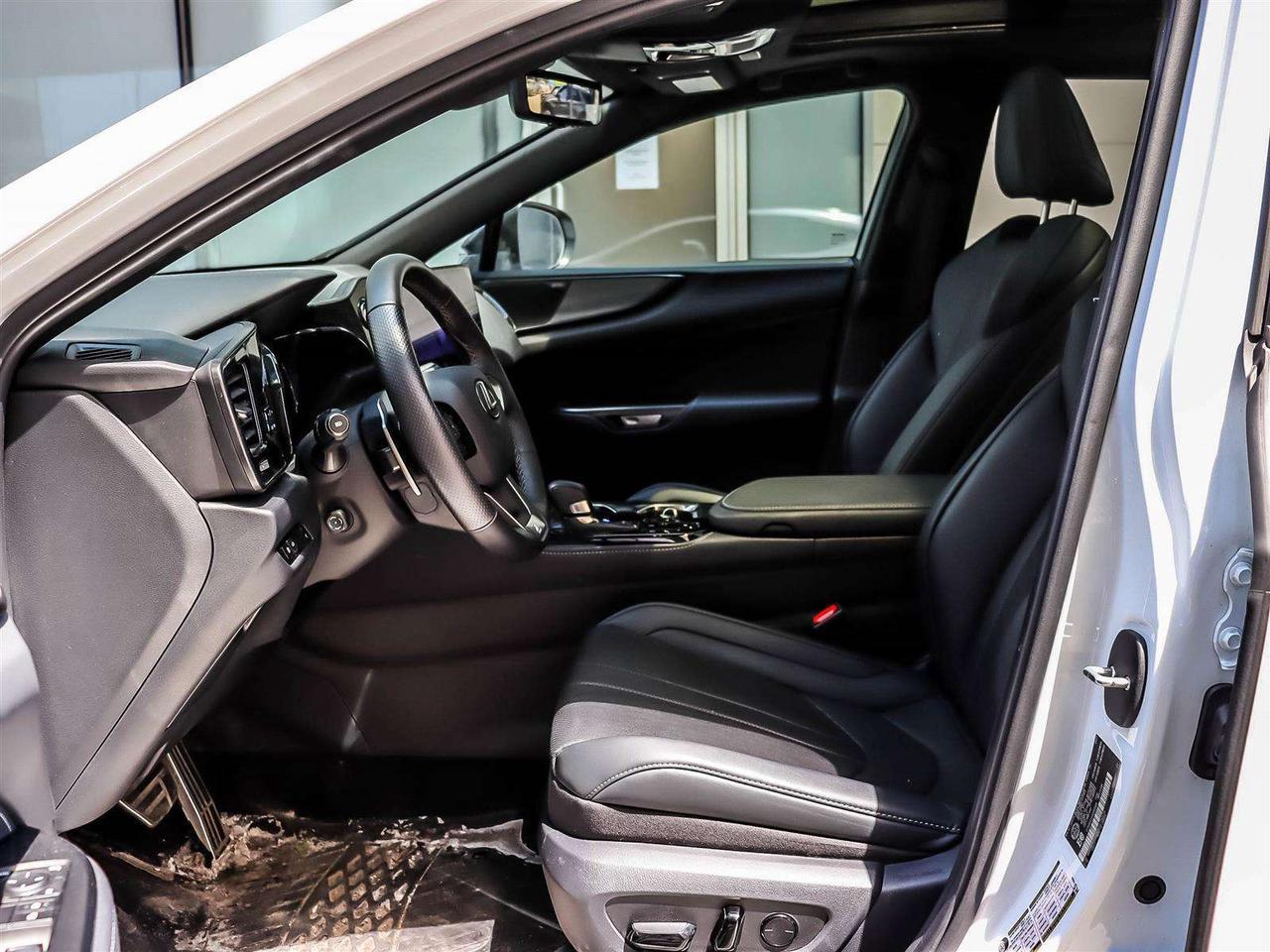 2025 Lexus NX F SPORT 3 AWD MARK LEVINSON 360 CAMERA Photo