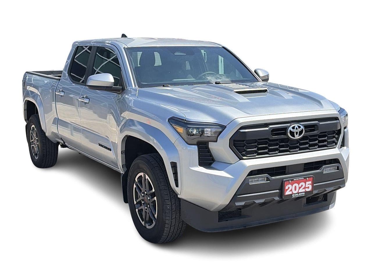 2025 Toyota Tacoma Tacoma Double Cab TRD SPORT TRD WHEELS   LOW MILEA Photo2