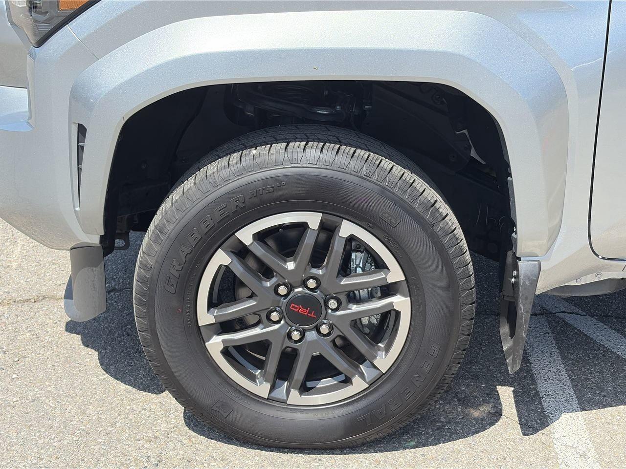 2025 Toyota Tacoma Tacoma Double Cab TRD SPORT TRD WHEELS   LOW MILEA Photo