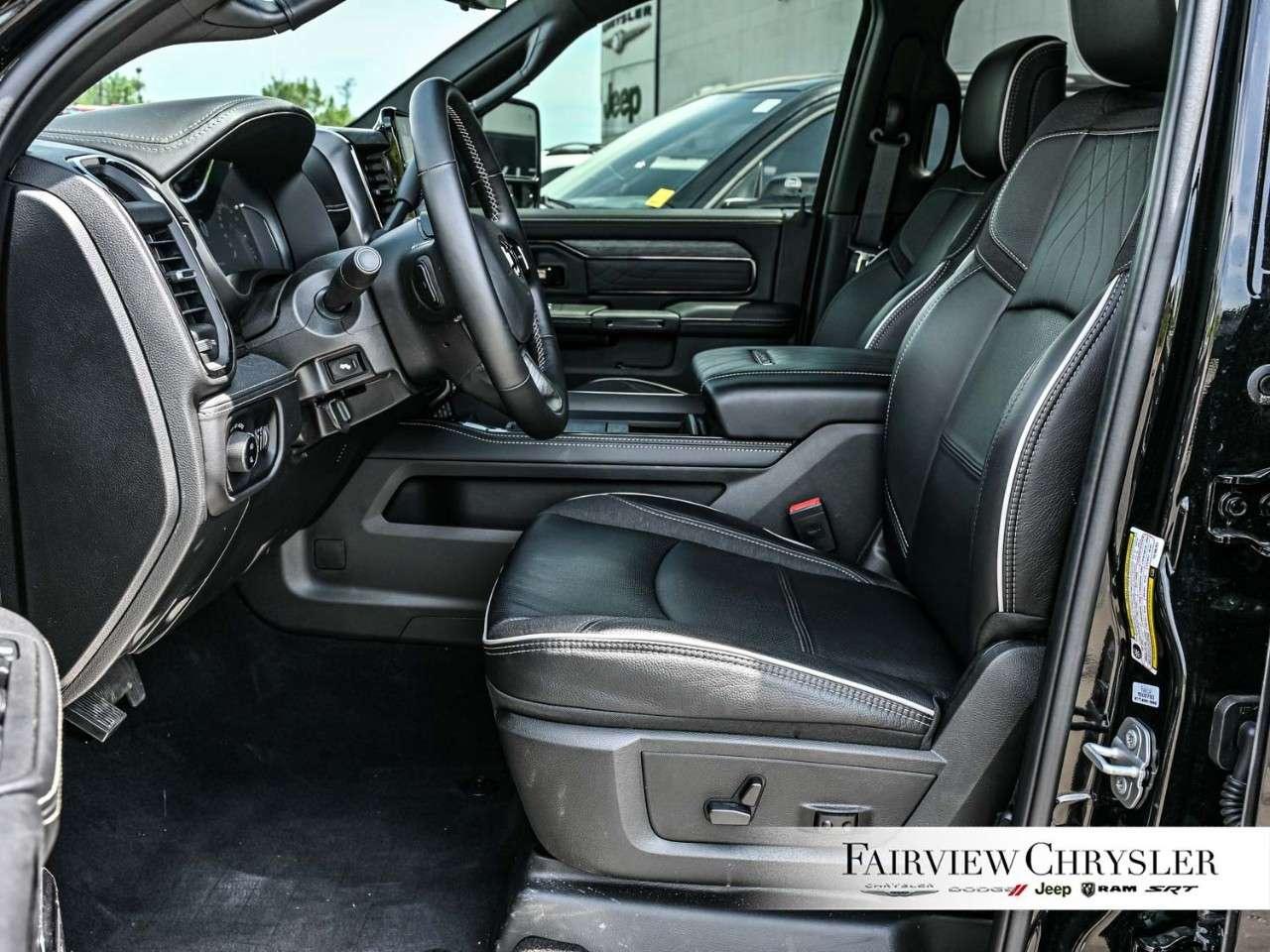 2026 RAM 2500 Limited 4x4 Mega Cab 6'4 Box MEGA   5TH WHEEL   NIGHT EDITION   POWER SUNROOF   CLEARANCE LAMPS   REAR AUTO LEVELLING Photo