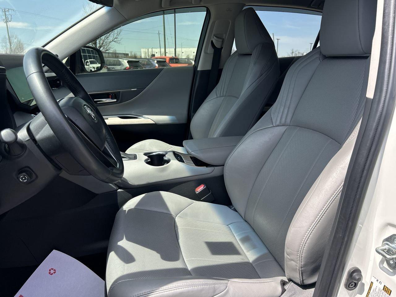 2022 Toyota Venza XLE AWD GREY LEATHER   NAV   JBL AUDIO   HEATED ST Photo