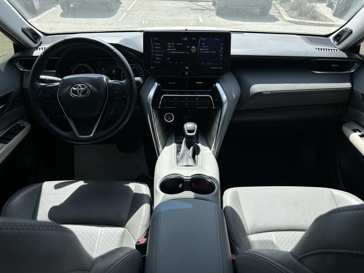 2022 Toyota Venza XLE AWD GREY LEATHER   NAV   JBL AUDIO   HEATED ST Photo