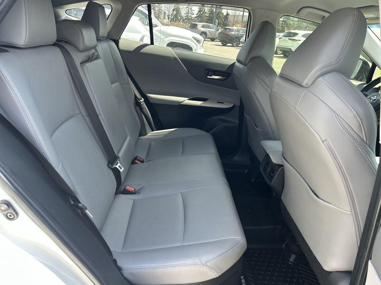2022 Toyota Venza XLE AWD GREY LEATHER   NAV   JBL AUDIO   HEATED ST Photo