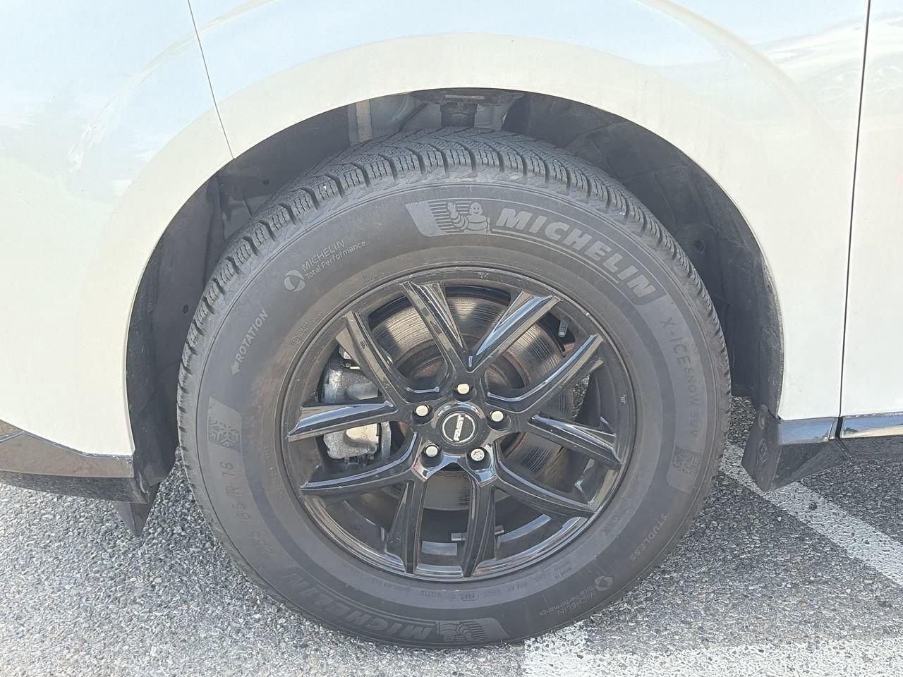 2025 Nissan Murano Platinum AWD WINTER TIRES   MASSAGE FRONT SEATS Photo