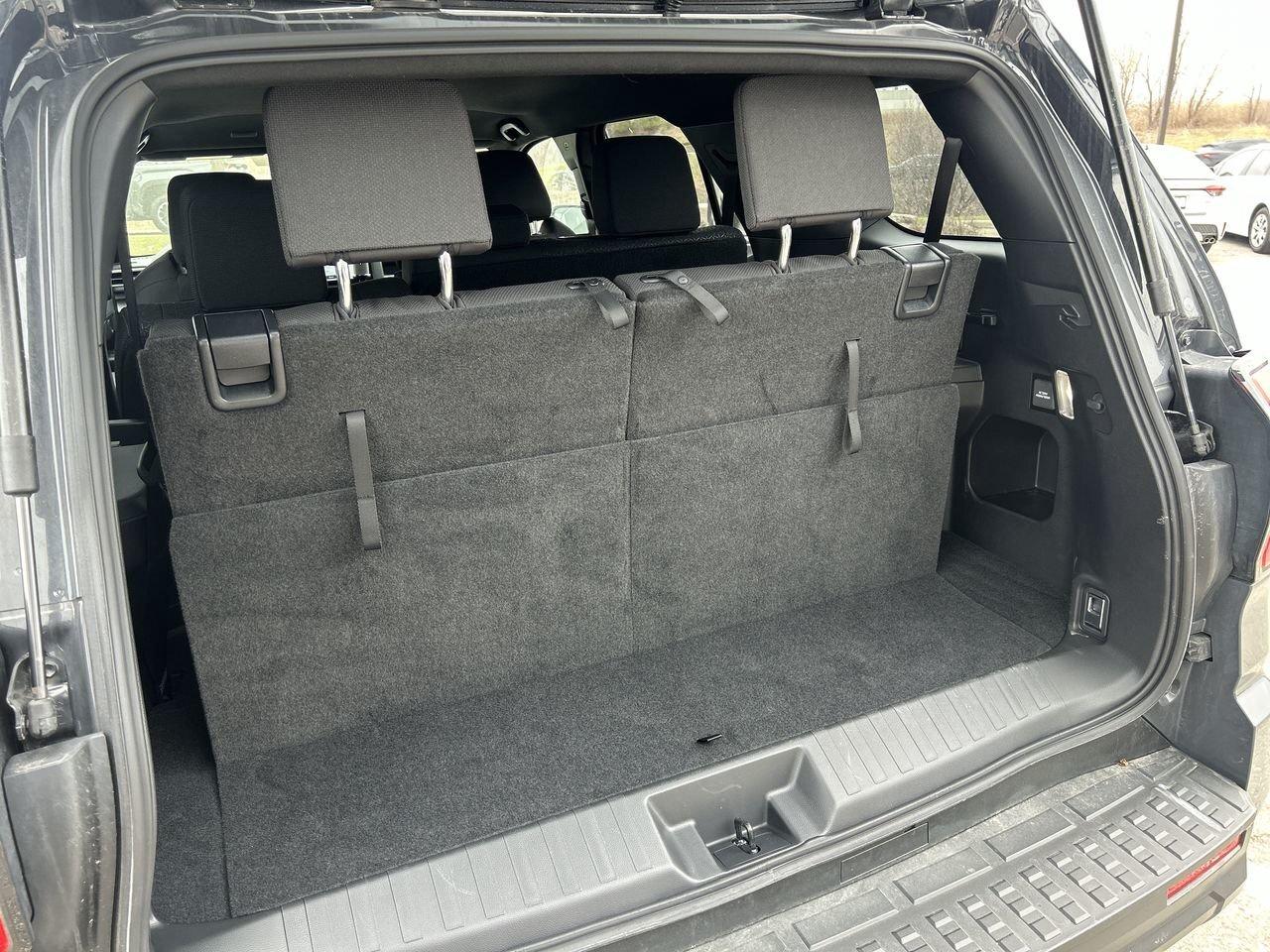 2025 Toyota 4Runner SR5 7 PASSENGER 6.95%TCUV   CLOTH SEATS   HEAT SEA Photo