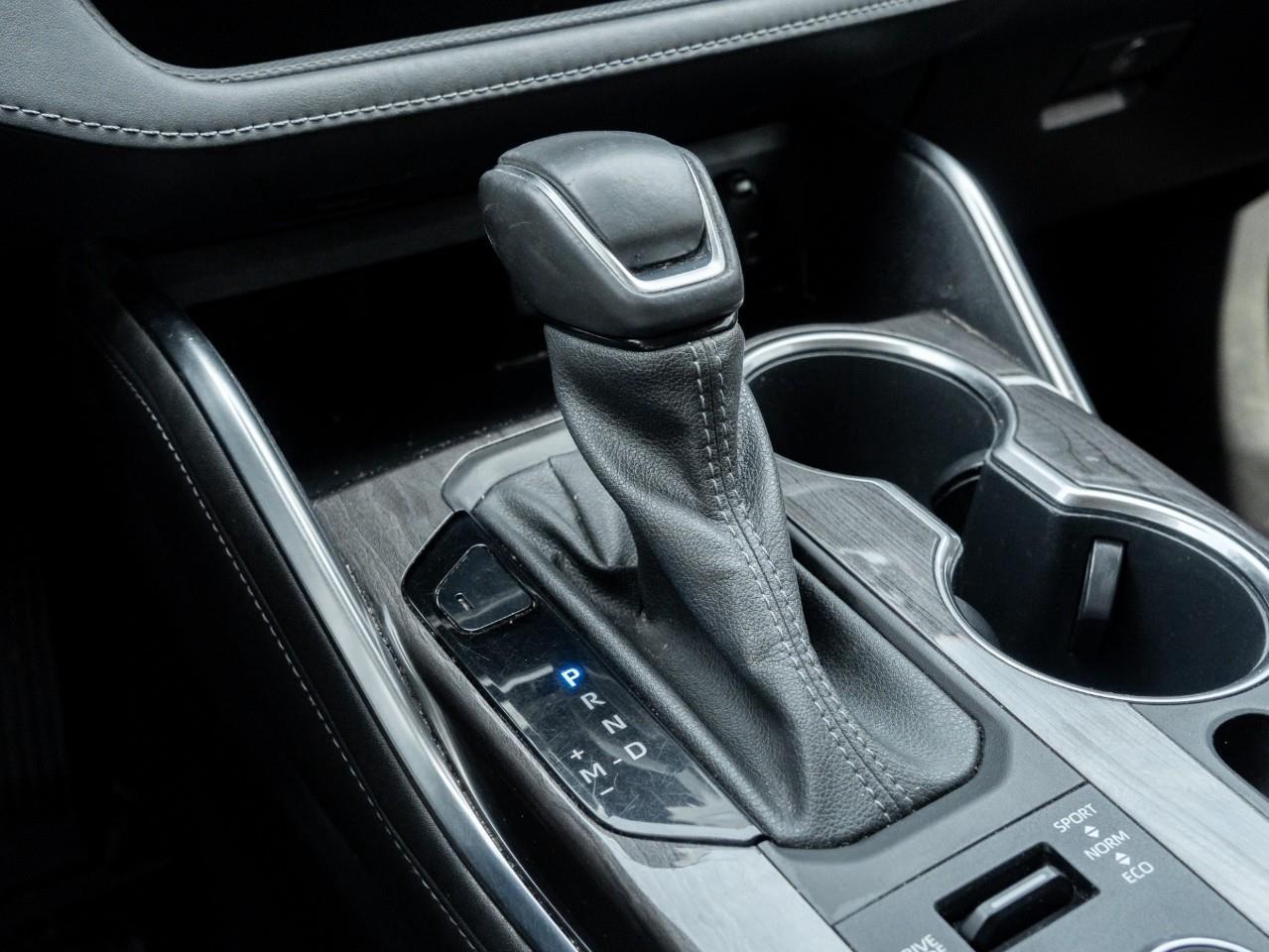 2022 Toyota Highlander Limited 4dr All-Wheel Drive Photo