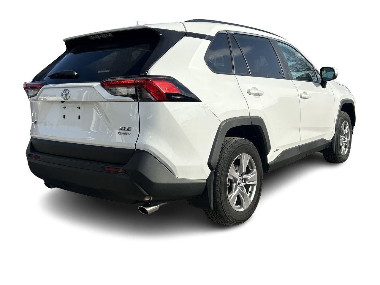 2025 Toyota RAV4 Hybrid XLE AWD 6.95%TCUV   SUNROOF   HEAT STEER   WIRELES Photo