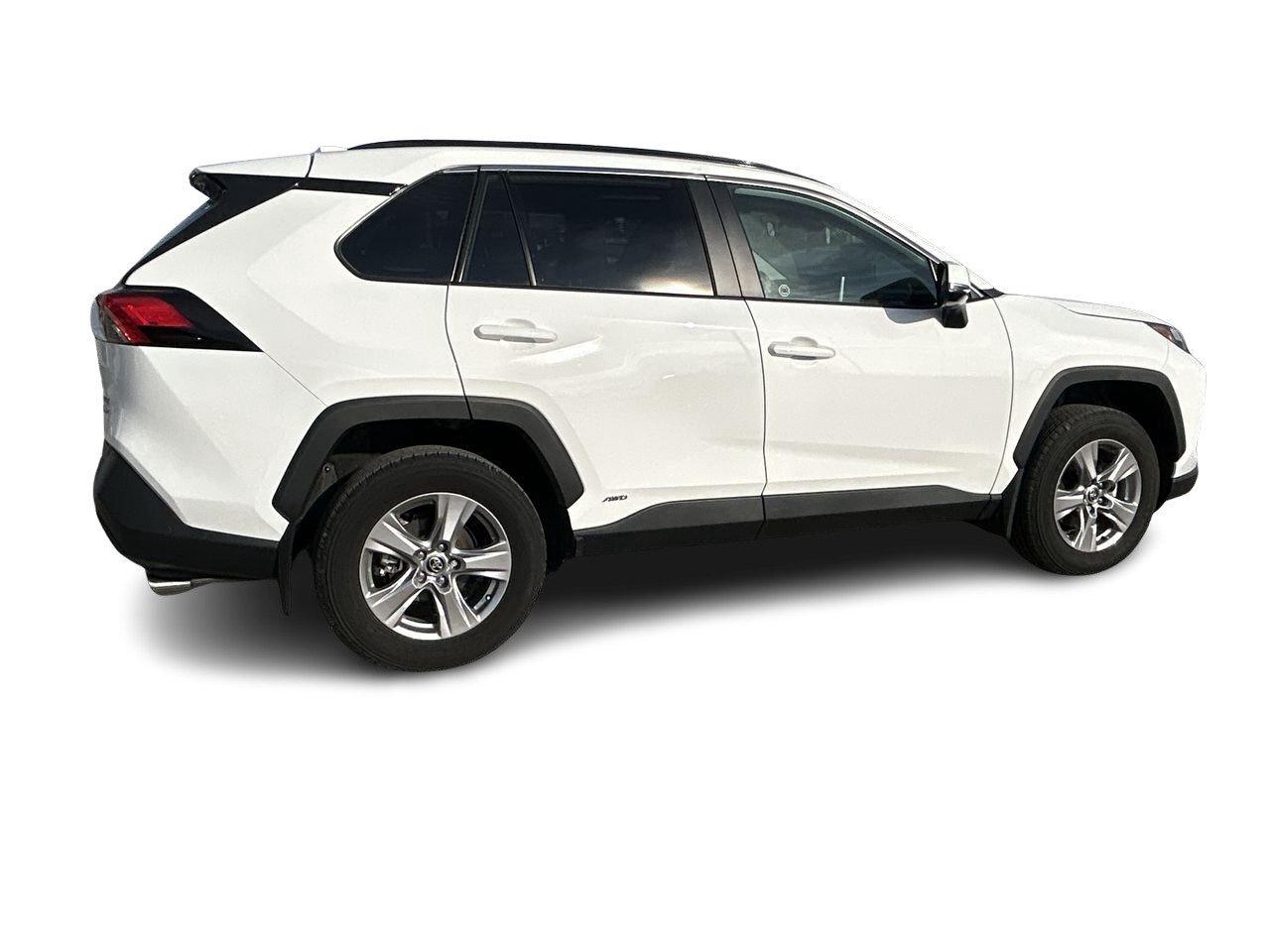 2025 Toyota RAV4 Hybrid XLE AWD 6.95%TCUV   SUNROOF   HEAT STEER   WIRELES Photo