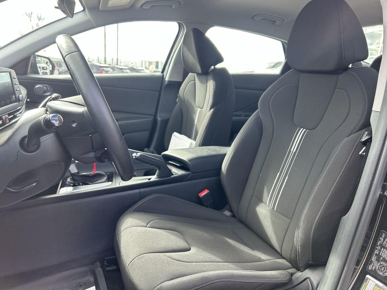 2025 Hyundai Elantra Preferred IVT CLOTH   HEAT STEER   BLINDSPOT MONIT Photo