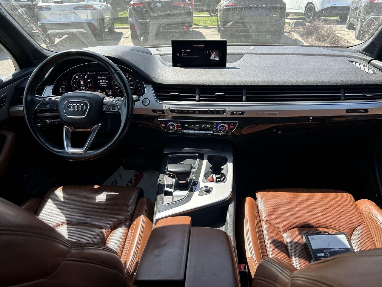 2017 Audi Q7 3.0T Technik quattro 8sp Tiptronic LUXURY PKG   DR Photo