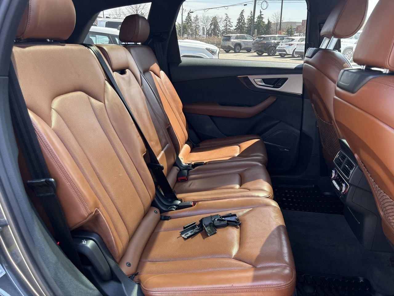 2017 Audi Q7 3.0T Technik quattro 8sp Tiptronic LUXURY PKG   DR Photo