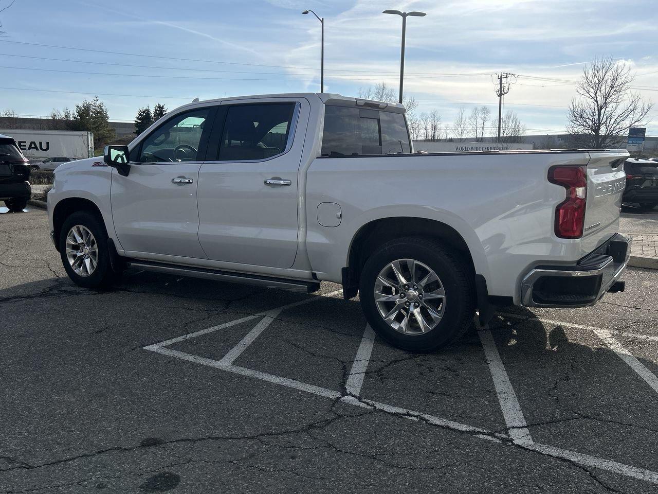 2020 Chevrolet Silverado 1500 Crew Cab 4x4 LTZ / Short Box 3.0L DIESEL ENGINE TO Photo