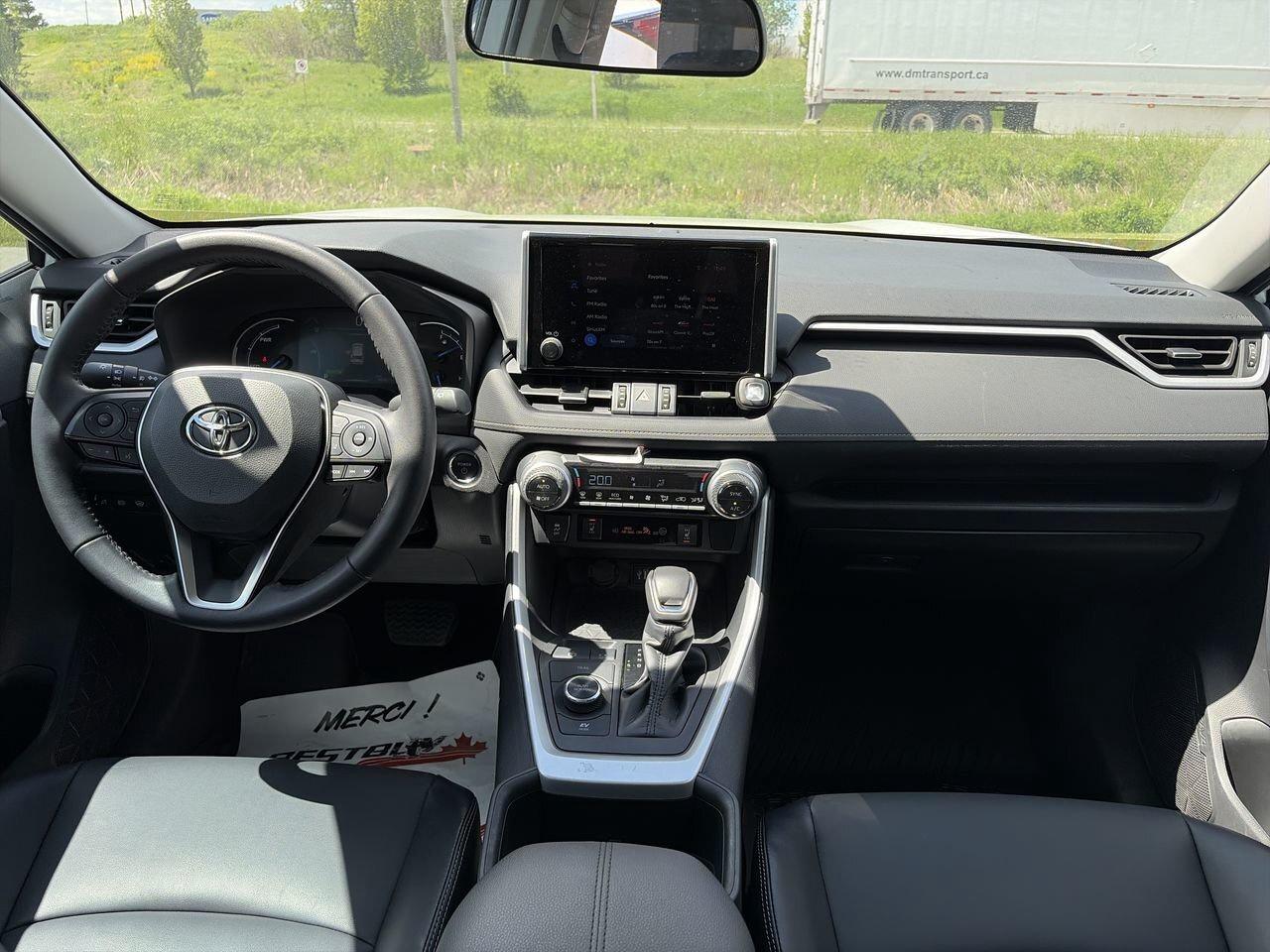 2024 Toyota RAV4 Hybrid XLE AWD PREMIUM PKG 6.95%TCUV   SOFTEX LEATHER   W Photo