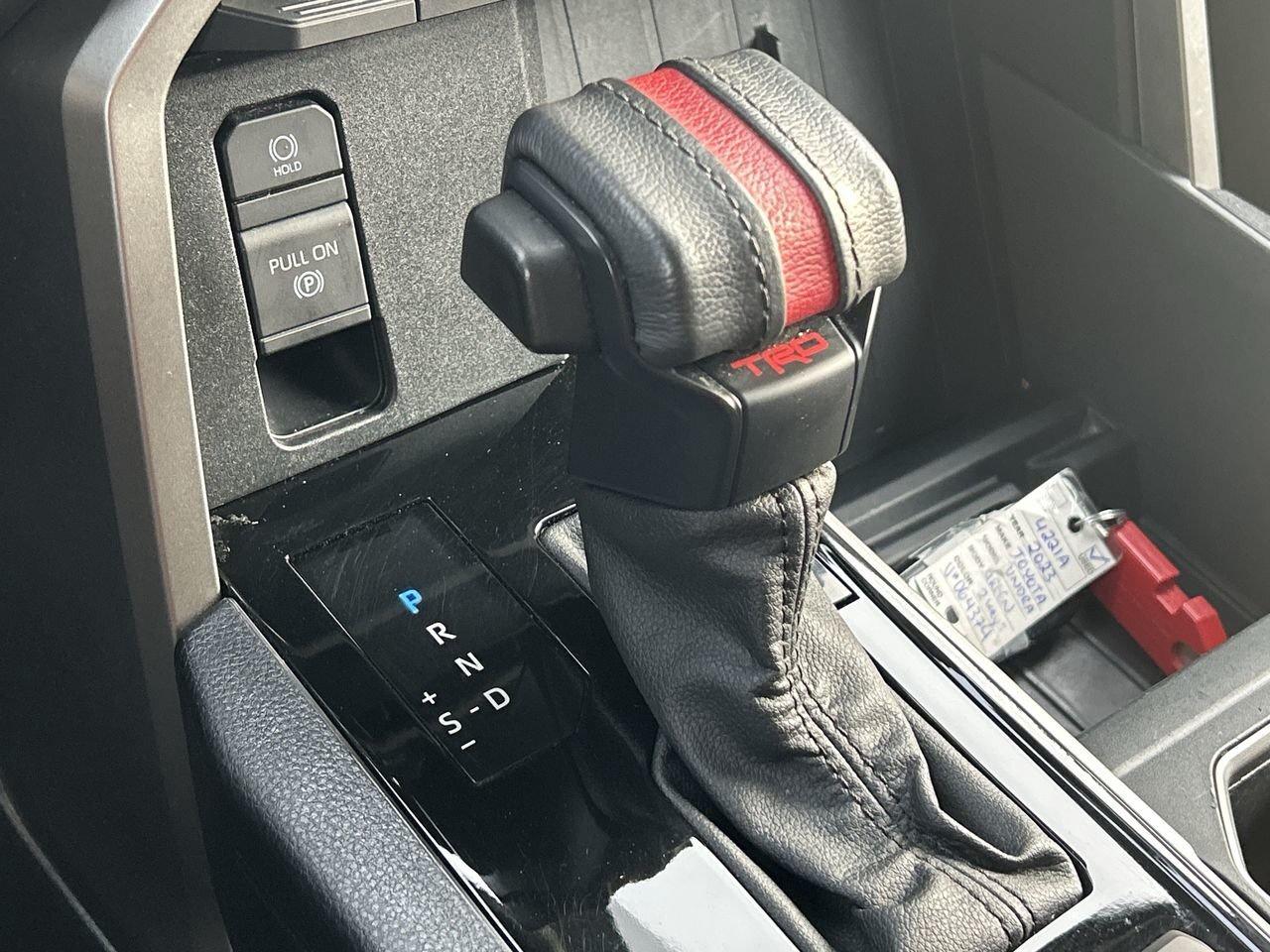 2023 Toyota Tundra CrewMax SR5 TRD OFF ROAD PKG INCOMING UNIT   TONNE Photo