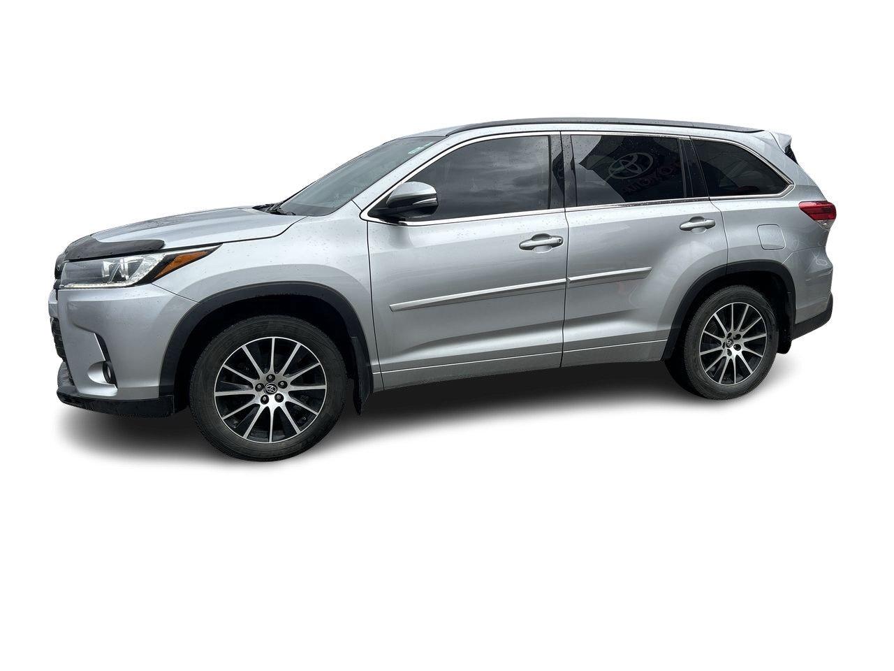 2018 Toyota Highlander XLE WITH SE PKG SOLD AS/IS   WINTER/SUMMER TIRES Photo