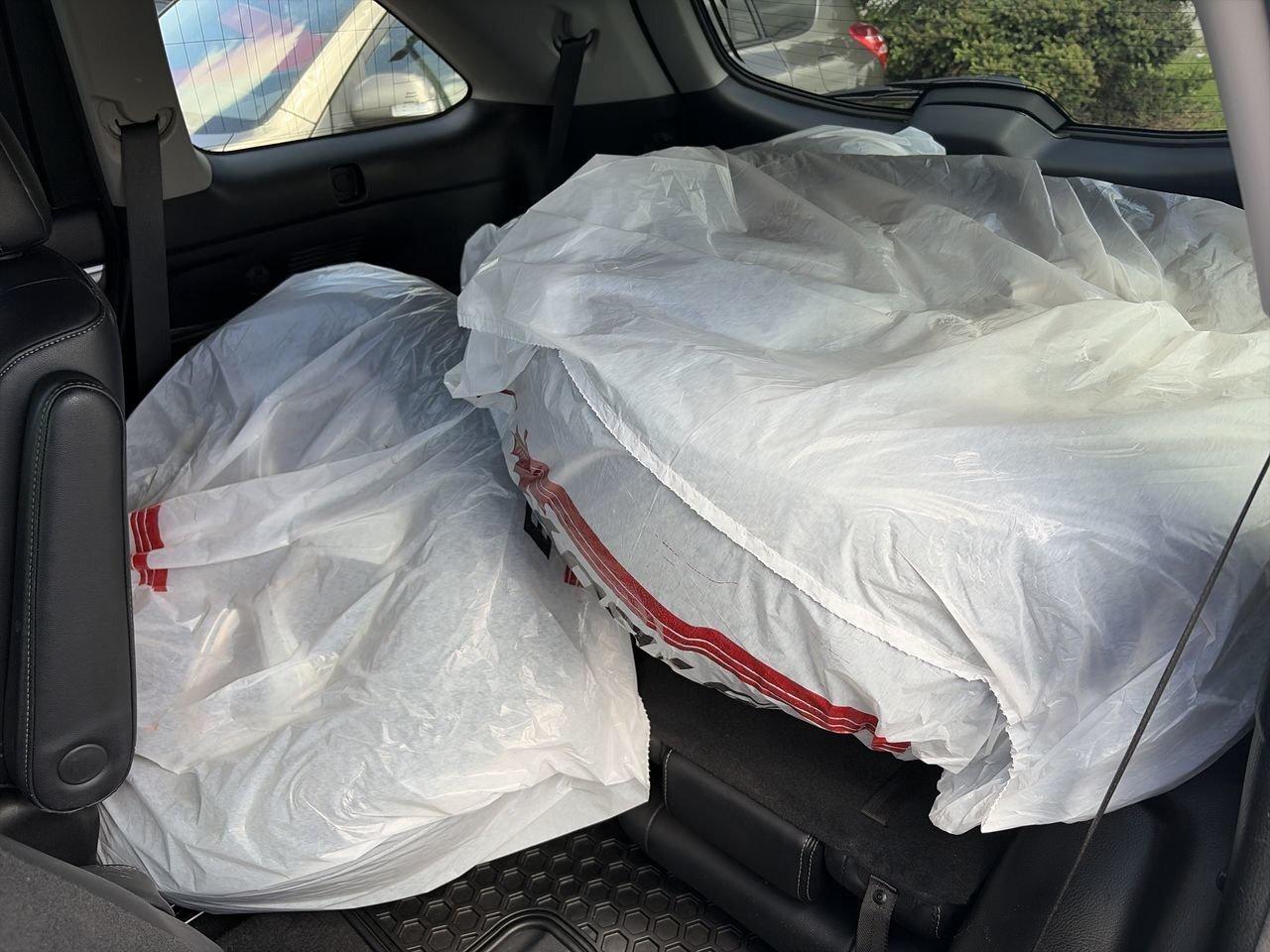 2018 Toyota Highlander XLE WITH SE PKG SOLD AS/IS   WINTER/SUMMER TIRES Photo