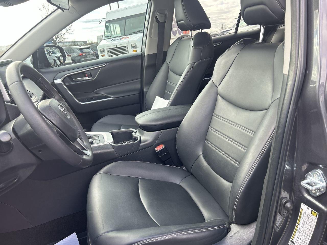 2025 Toyota RAV4 Hybrid XLE AWD PREMIUM PKG 6.95%TCUV  SOFTEX LEATHER   WI Photo