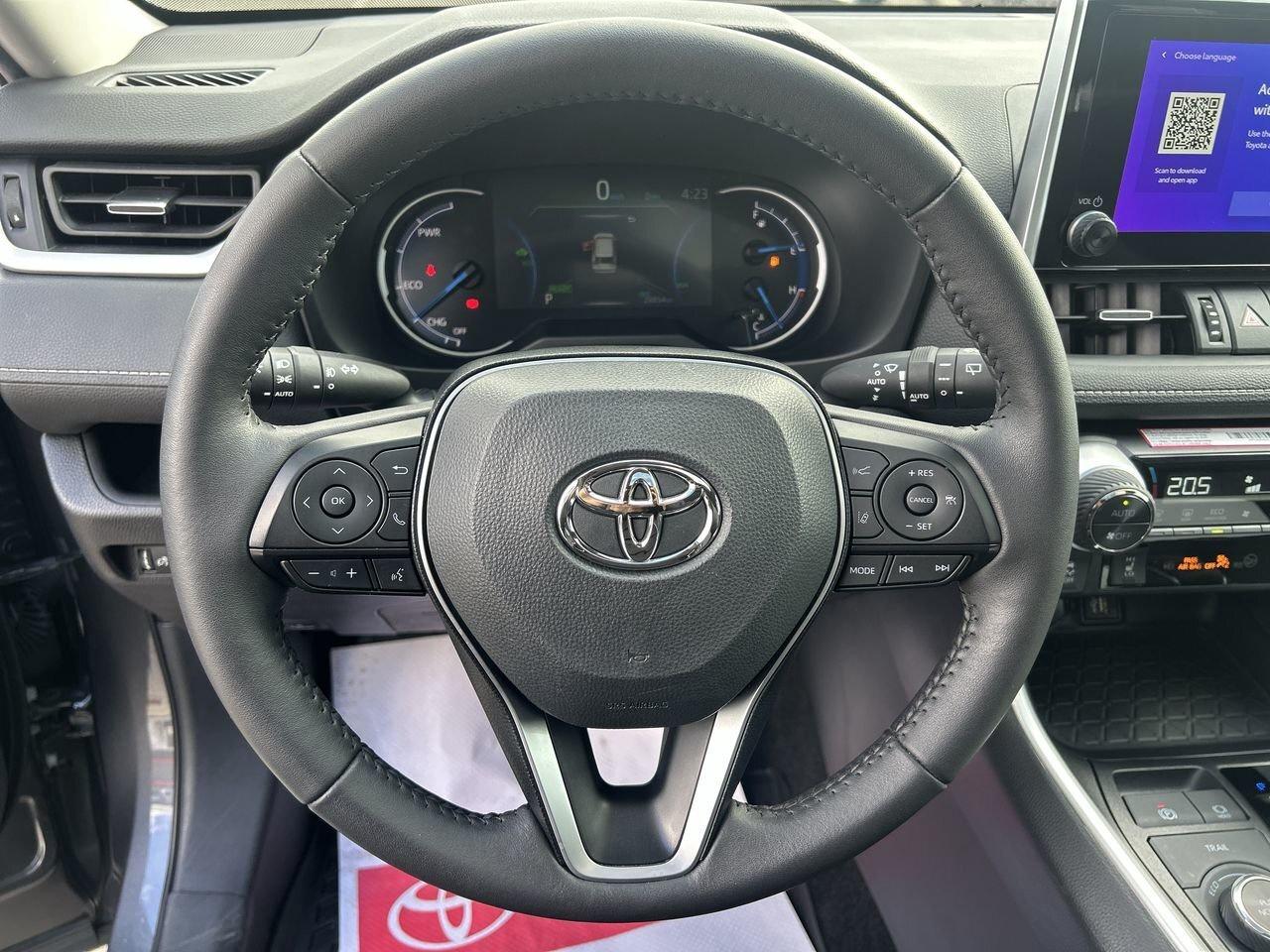 2025 Toyota RAV4 Hybrid XLE AWD PREMIUM PKG 6.95%TCUV  SOFTEX LEATHER   WI Photo