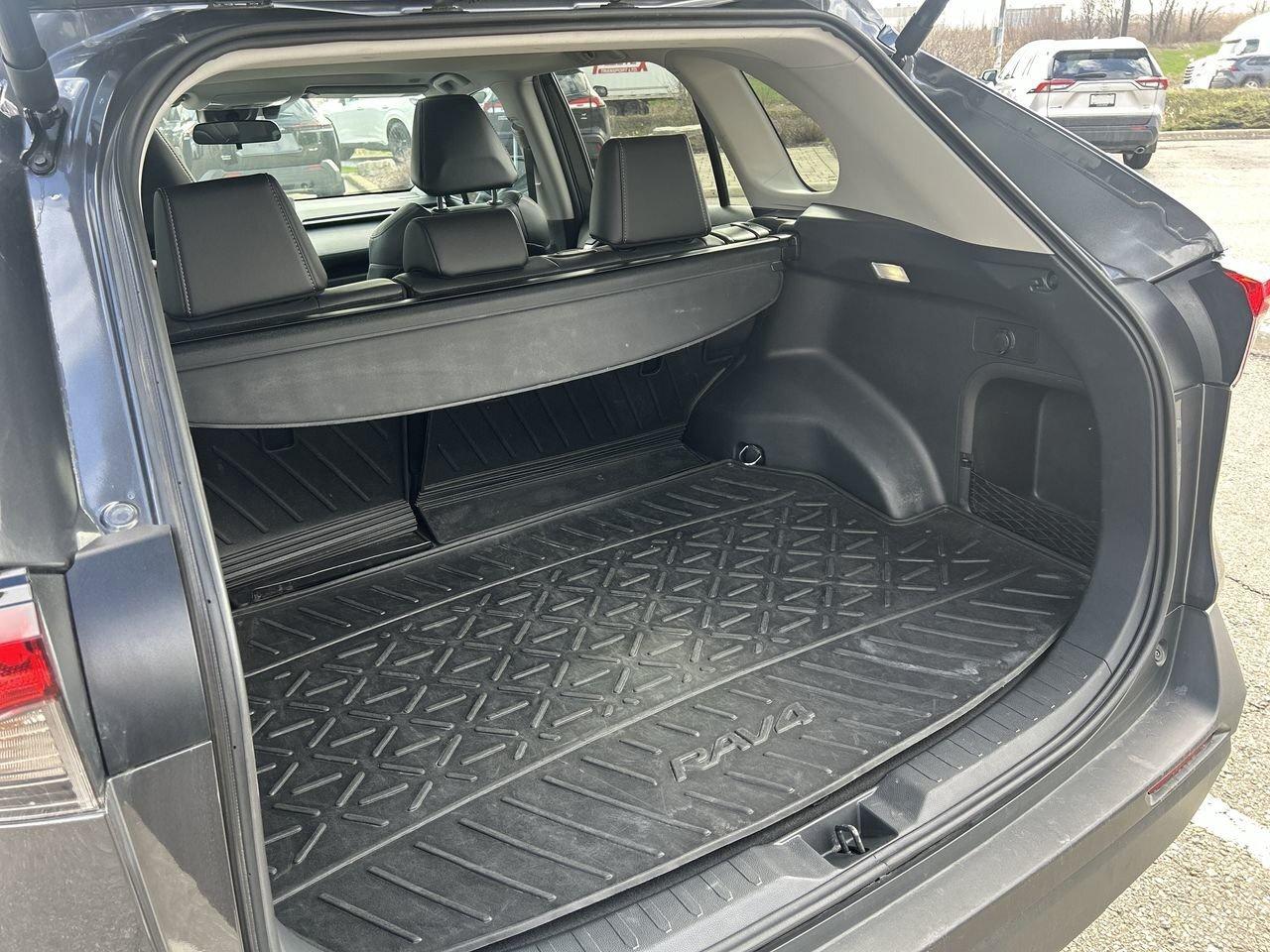 2025 Toyota RAV4 Hybrid XLE AWD PREMIUM PKG 6.95%TCUV  SOFTEX LEATHER   WI Photo