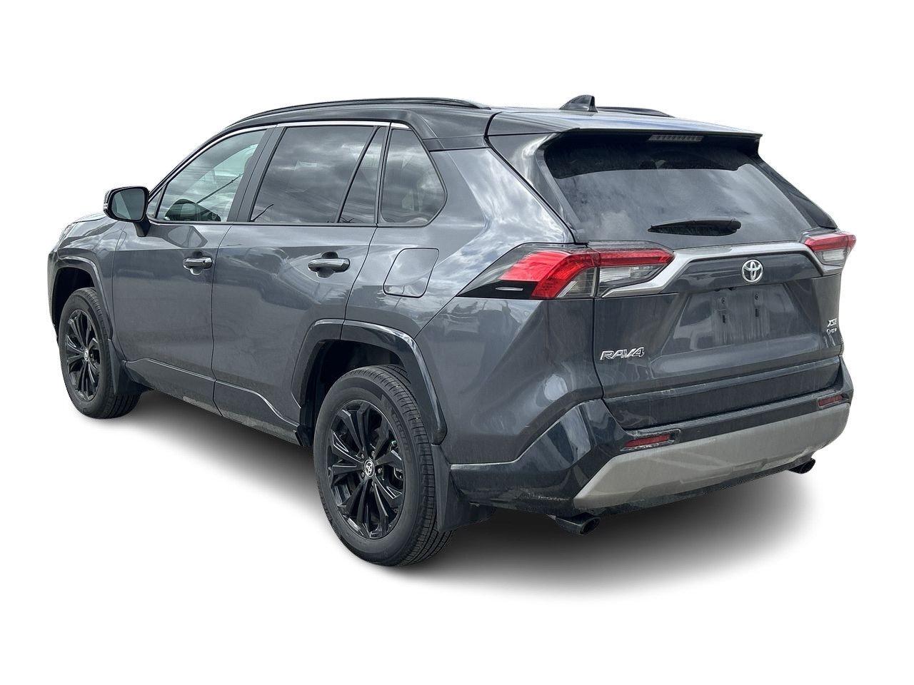 2025 Toyota RAV4 Hybrid XSE AWD 6.95% TCUV   SOFTEX SEATS   BLACK ALLOYS Photo