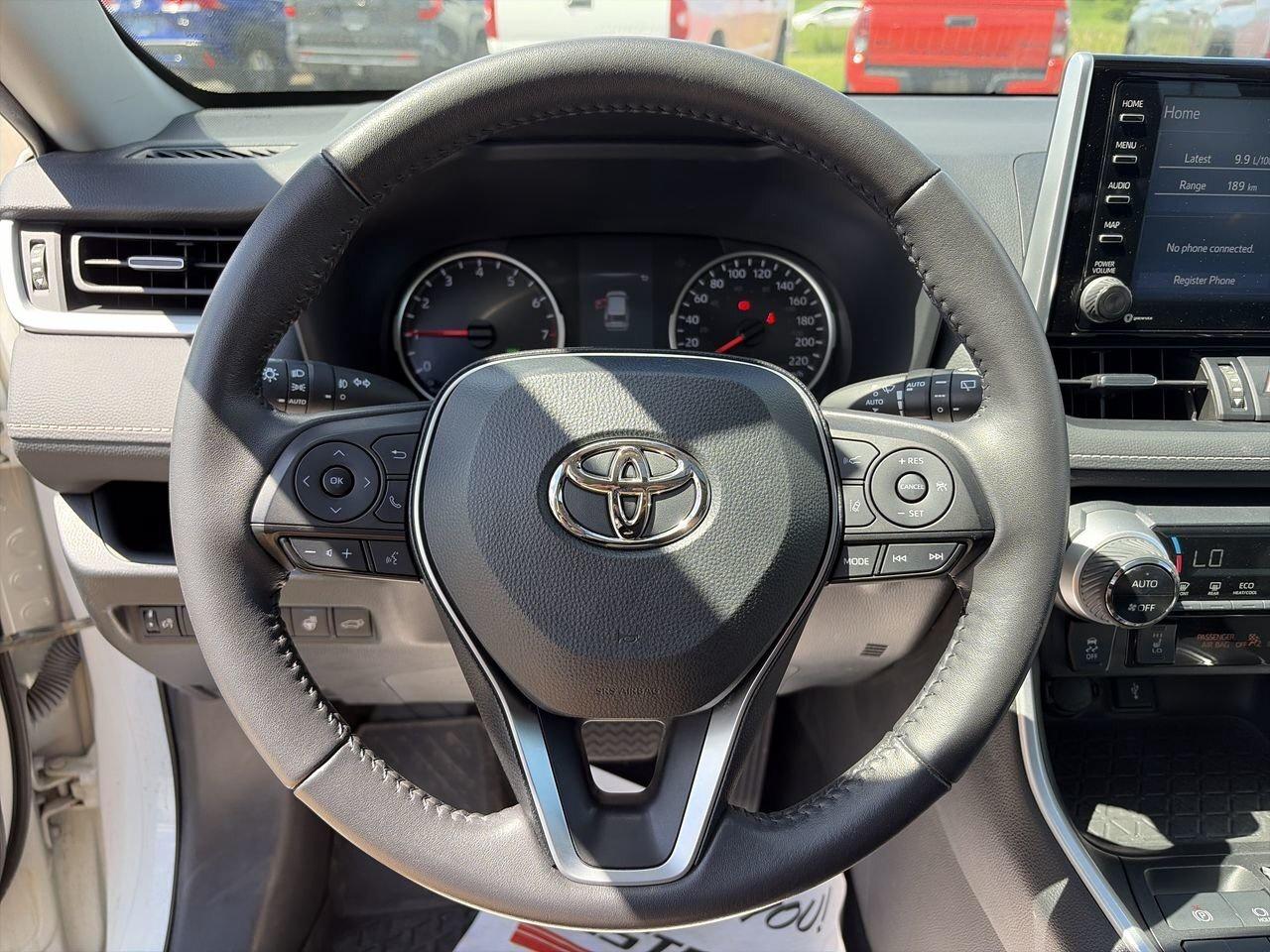 2022 Toyota RAV4 XLE AWD PREMIUM PKG 6.95%TCUV   LEATHER   SUNROOF Photo