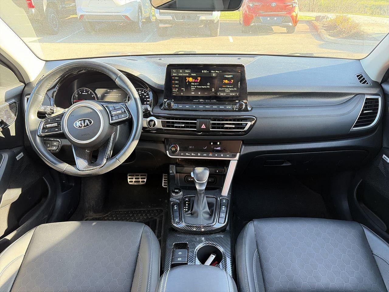 2021 Kia Seltos SX Turbo AWD LEATHER   BOSE AUDIO   VENTED SEATS Photo