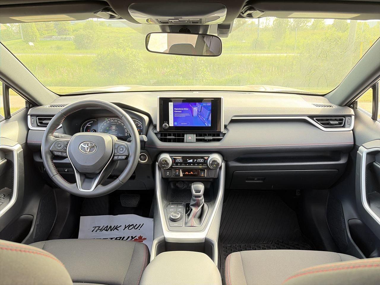 2024 Toyota RAV4 Plug-In Hybrid SE AWD 6.95% TCUV   CLOTH INTERIOR   HEATED STEERI Photo