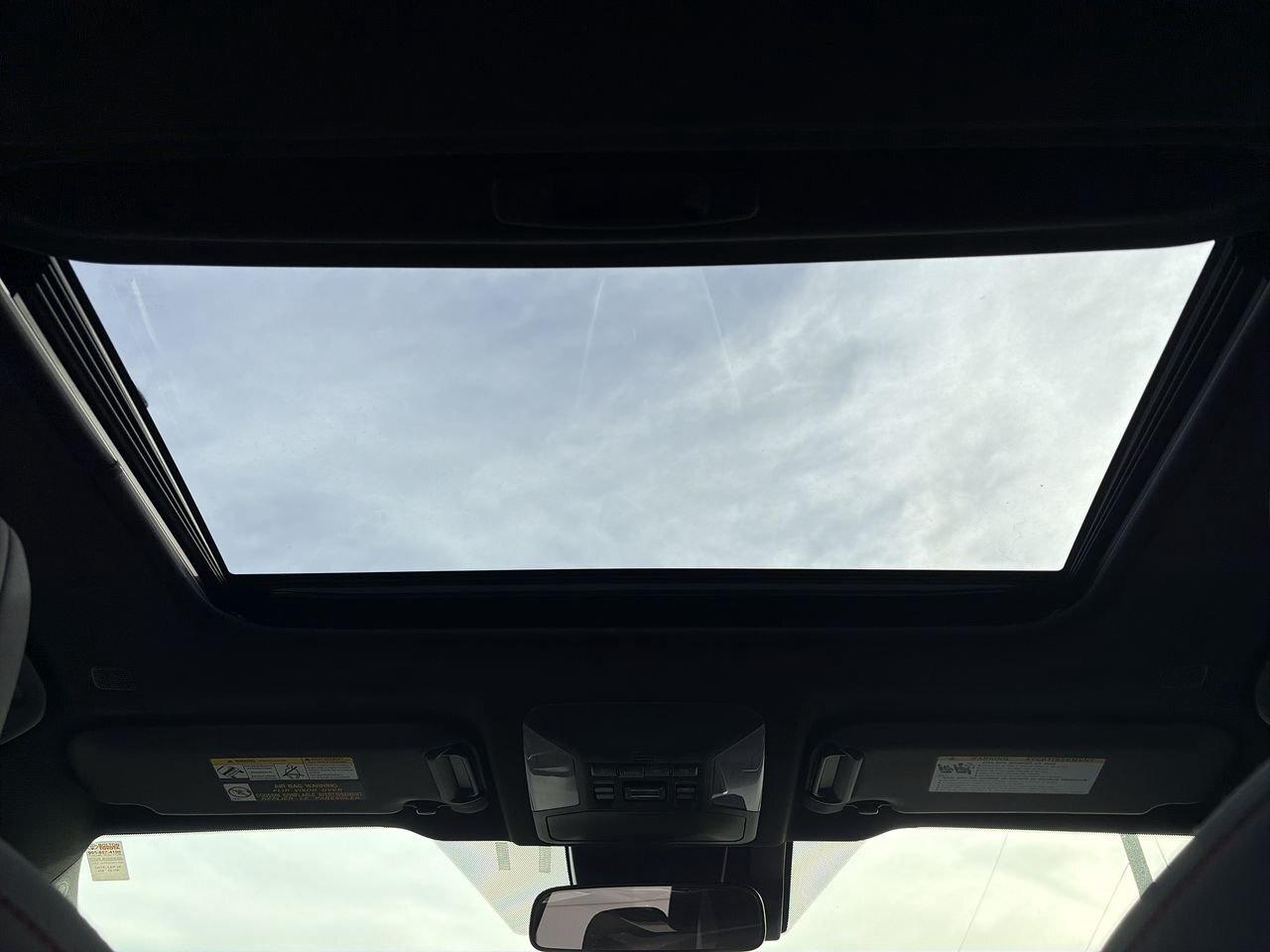 2024 Toyota RAV4 Plug-In Hybrid SE AWD 6.95% TCUV   CLOTH INTERIOR   HEATED STEERI Photo