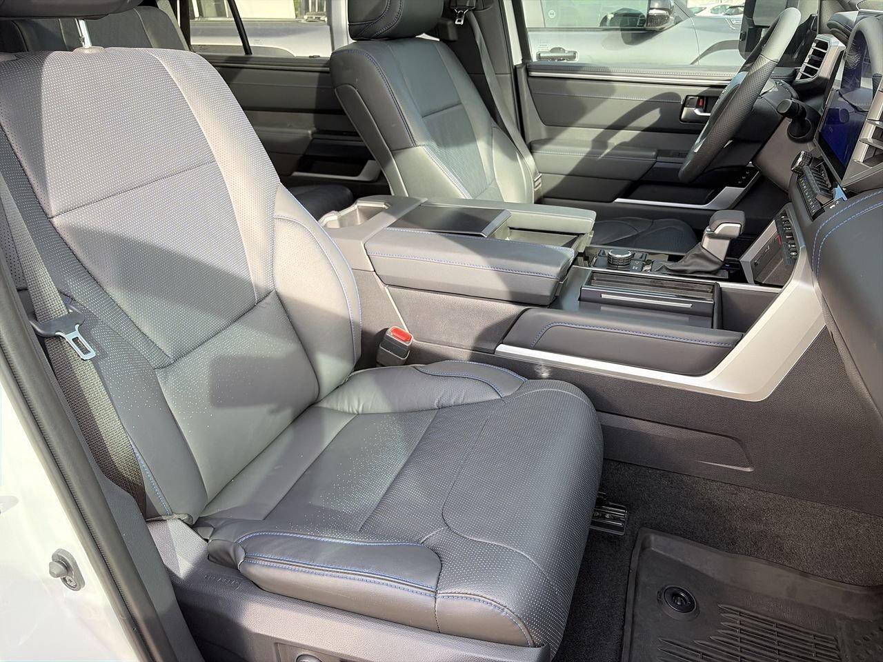 2025 Toyota Sequoia Sequoia Platinum 6.95%TCUV   PANORAMIC MOONROOF Photo