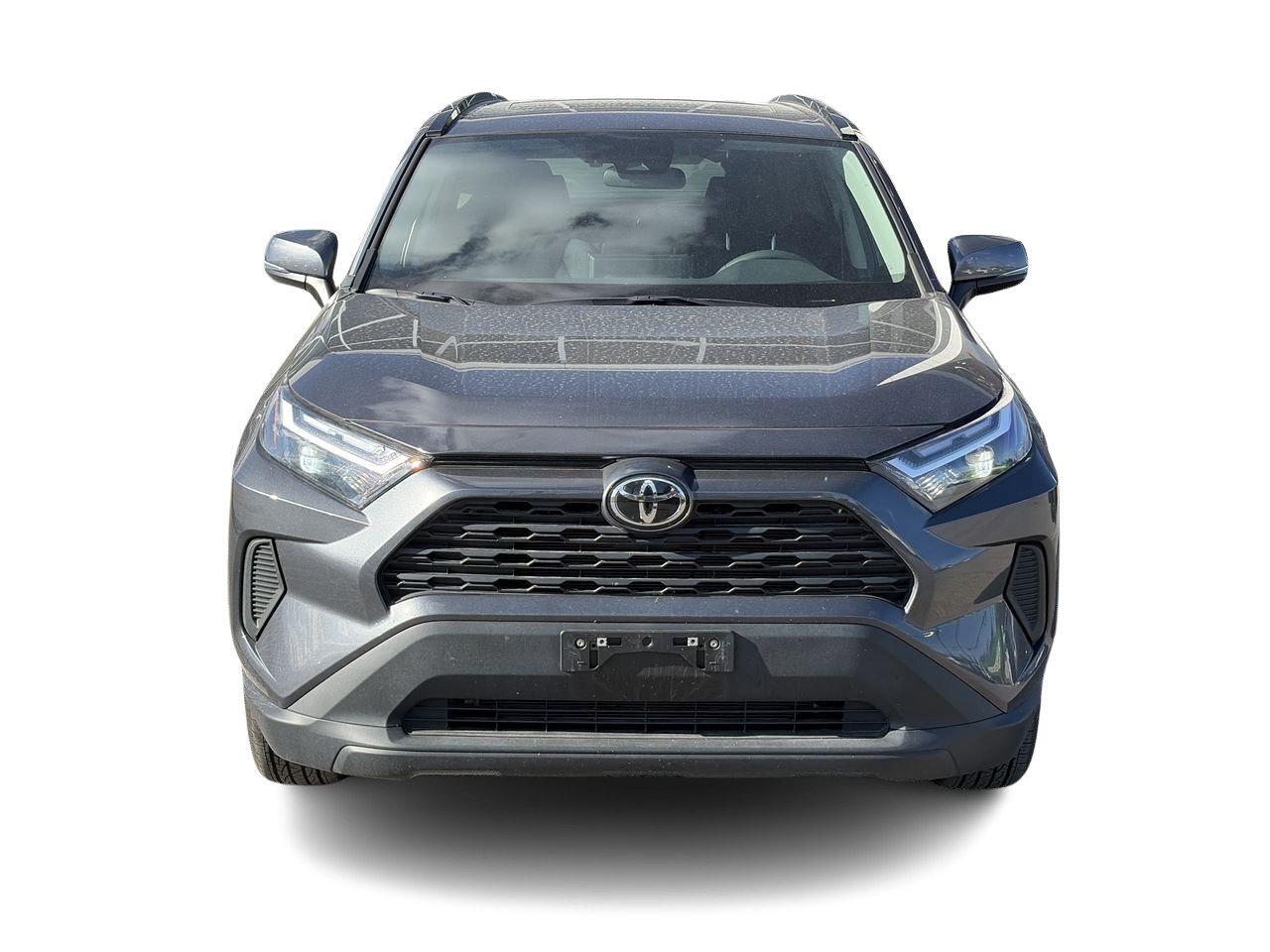 2025 Toyota RAV4 XLE AWD 6.95%TCUV   CLOTH   SUNROOF   HEAT STEER Photo