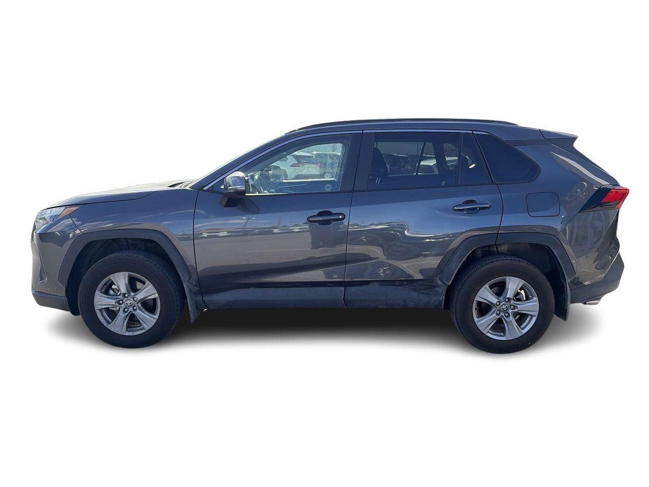 2025 Toyota RAV4 XLE AWD 6.95%TCUV   CLOTH   SUNROOF   HEAT STEER Photo