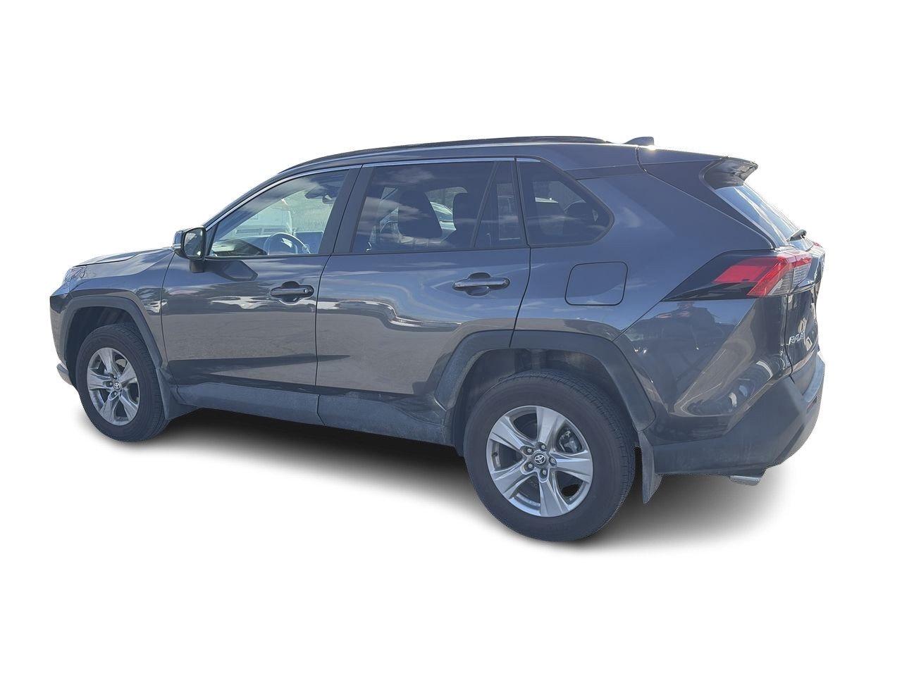 2025 Toyota RAV4 XLE AWD 6.95%TCUV   CLOTH   SUNROOF   HEAT STEER Photo