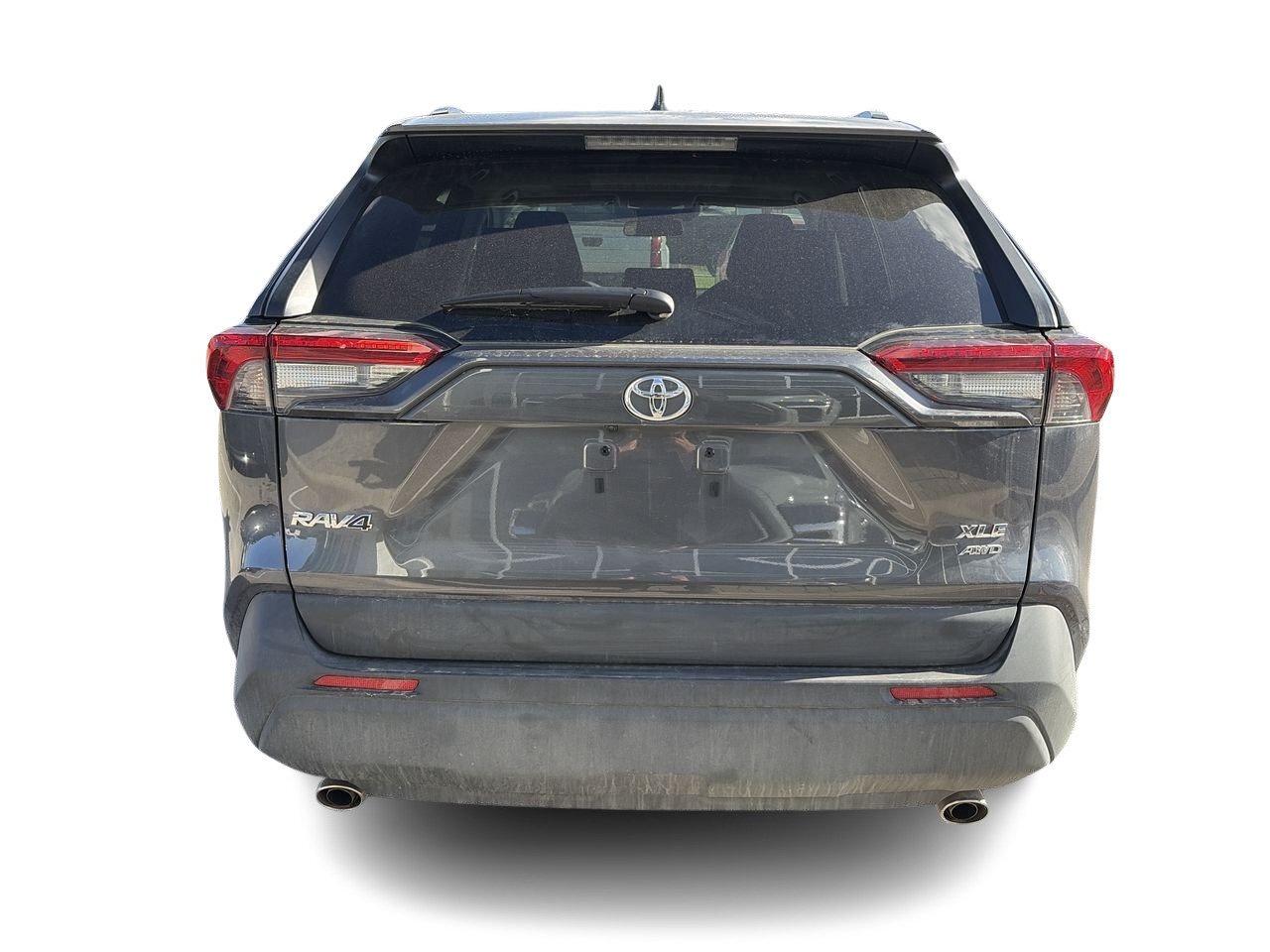 2025 Toyota RAV4 XLE AWD 6.95%TCUV   CLOTH   SUNROOF   HEAT STEER Photo