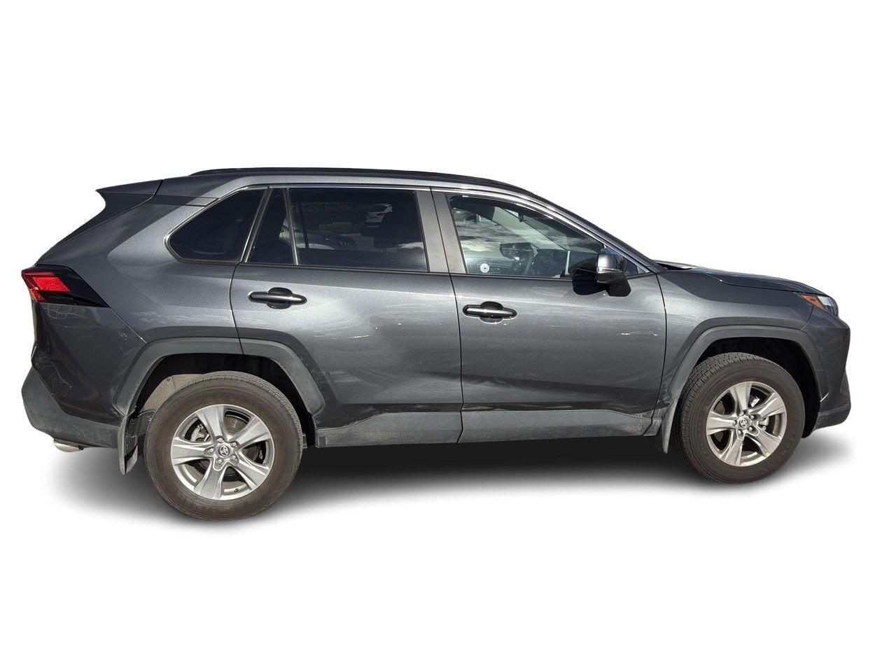 2025 Toyota RAV4 XLE AWD 6.95%TCUV   CLOTH   SUNROOF   HEAT STEER Photo