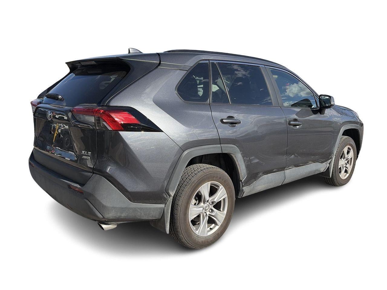 2025 Toyota RAV4 XLE AWD 6.95%TCUV   CLOTH   SUNROOF   HEAT STEER Photo