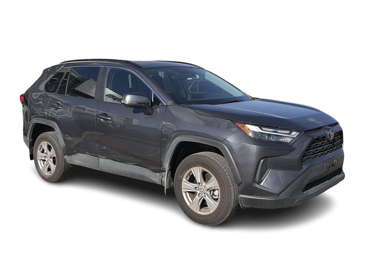 2025 Toyota RAV4 XLE AWD 6.95%TCUV   CLOTH   SUNROOF   HEAT STEER Photo