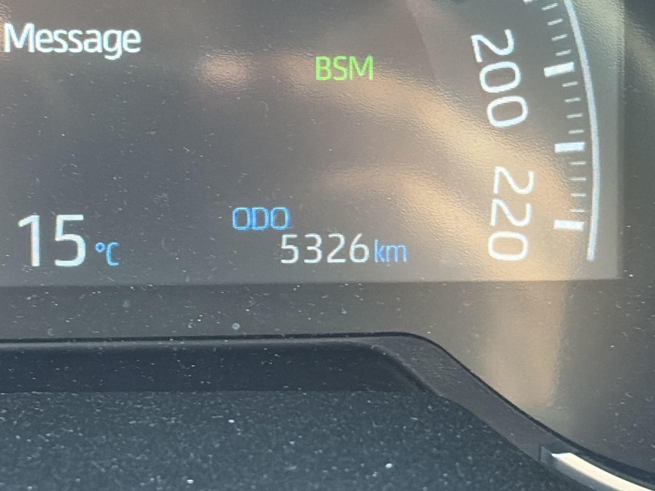 2025 Toyota RAV4 XLE AWD 6.95%TCUV   CLOTH   SUNROOF   HEAT STEER Photo
