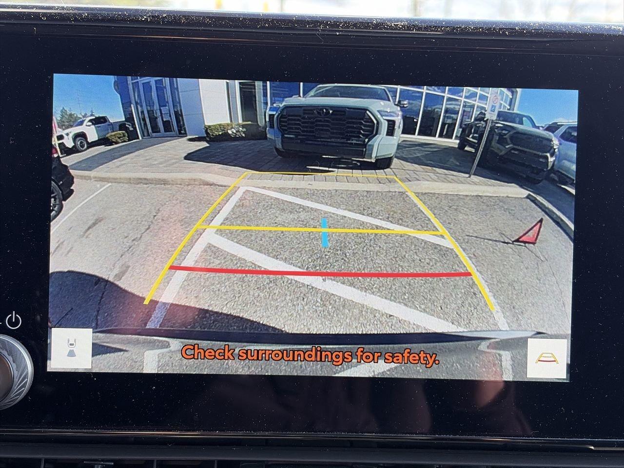 2025 Toyota RAV4 XLE AWD 6.95%TCUV   CLOTH   SUNROOF   HEAT STEER Photo