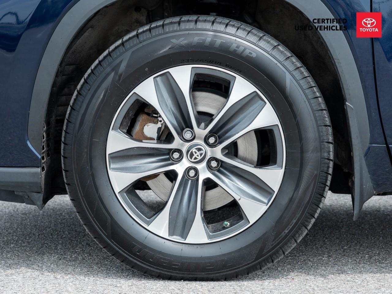 2024 Toyota Highlander XLE 4dr All-wheel Drive Photo