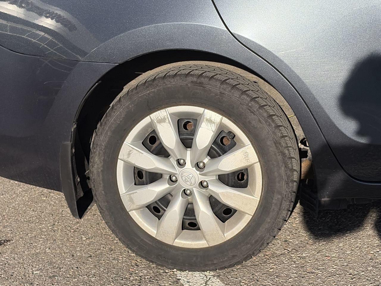2015 Toyota Corolla LE CVT SOLD AS/IS   WINTER/SUMMER TIRES   HEATED S Photo