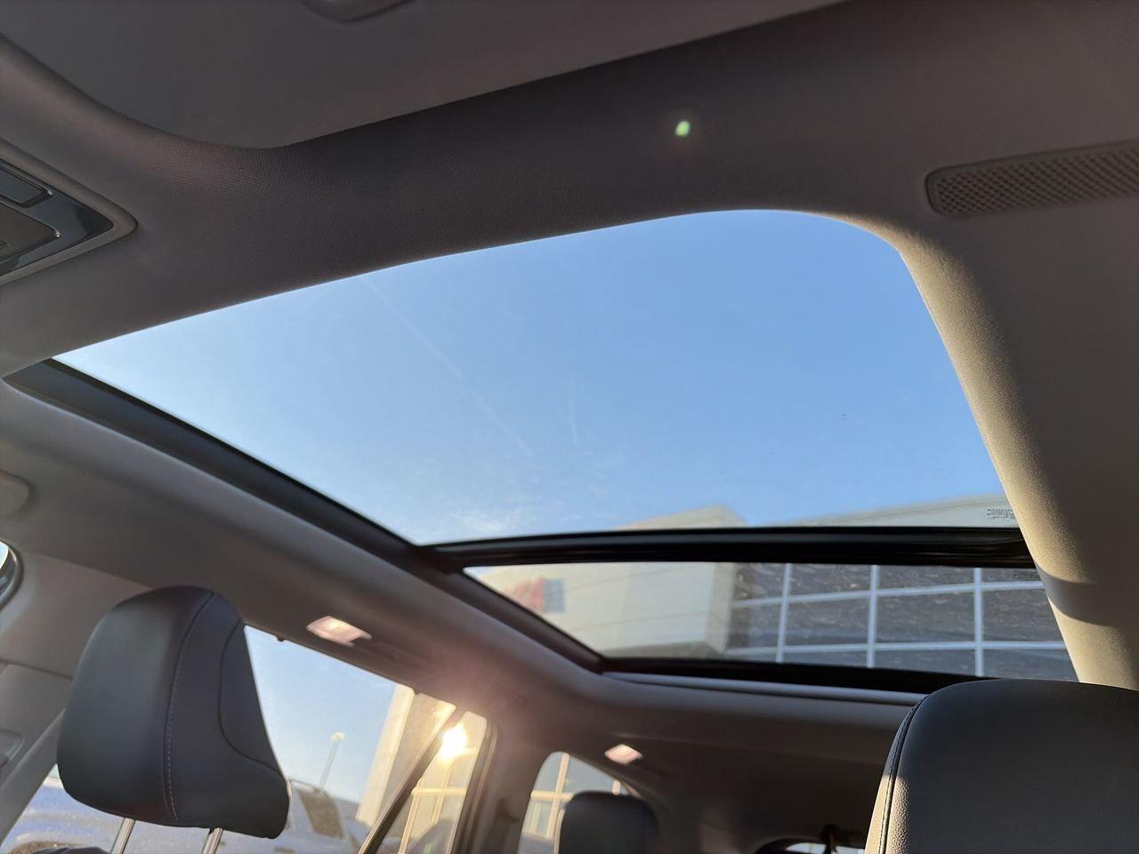 2026 Toyota Grand Highlander LIMITED AWD 6.95%TCUV   LEATHER   PANO SUNROOF   H Photo
