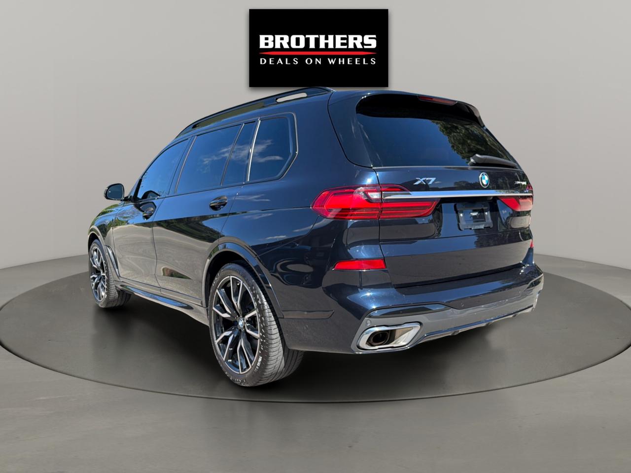 2020 BMW X7 XDrive40i M Sport No Accidents 6 Seats Captain Photo