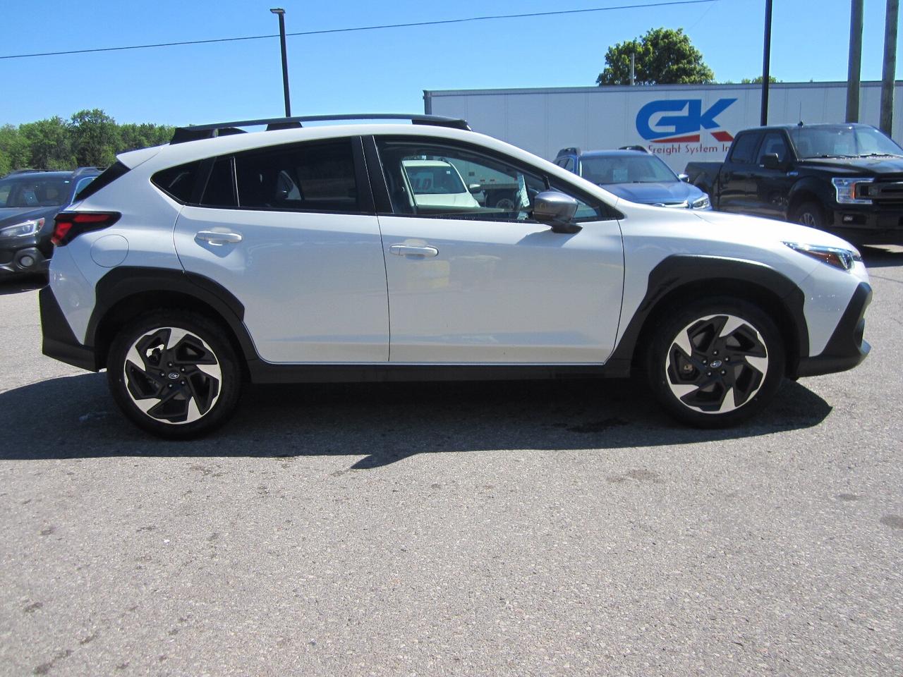 2024 Subaru Crosstrek Limited AWD LOADED ONE OWNER NO ACCIDENTS Photo