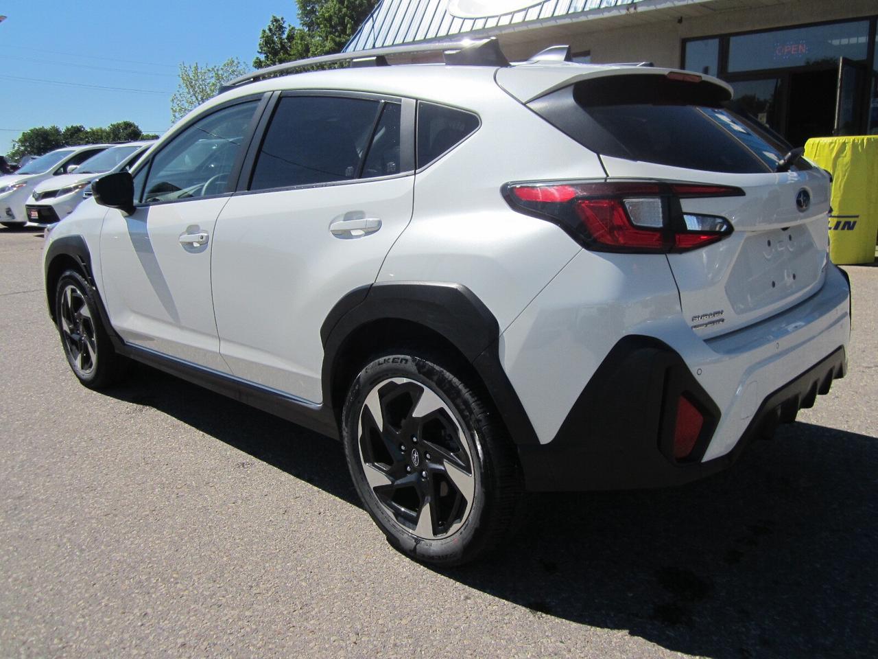 2024 Subaru Crosstrek Limited AWD LOADED ONE OWNER NO ACCIDENTS Photo